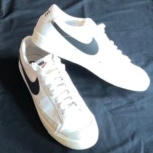 Nike Men’s Blazer Low 77 Vintage